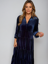 JADE | RELAXED-FIT VELVET DRESS WITH V-NECK