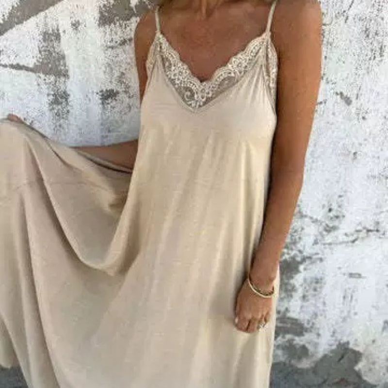 ROSAMUND | CLASSIC V-NECK MAXI DRESS